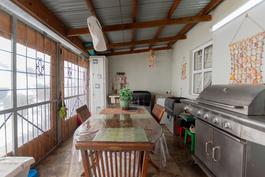 3 Bedroom Property for Sale in Laaiplek Western Cape